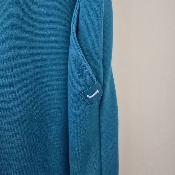 Jaanuu Women's Vibrant Blue Cropped Pants - Picture 3 of 11